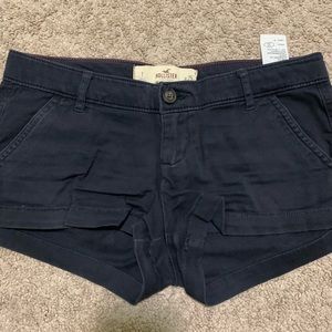 Black hollister shorts